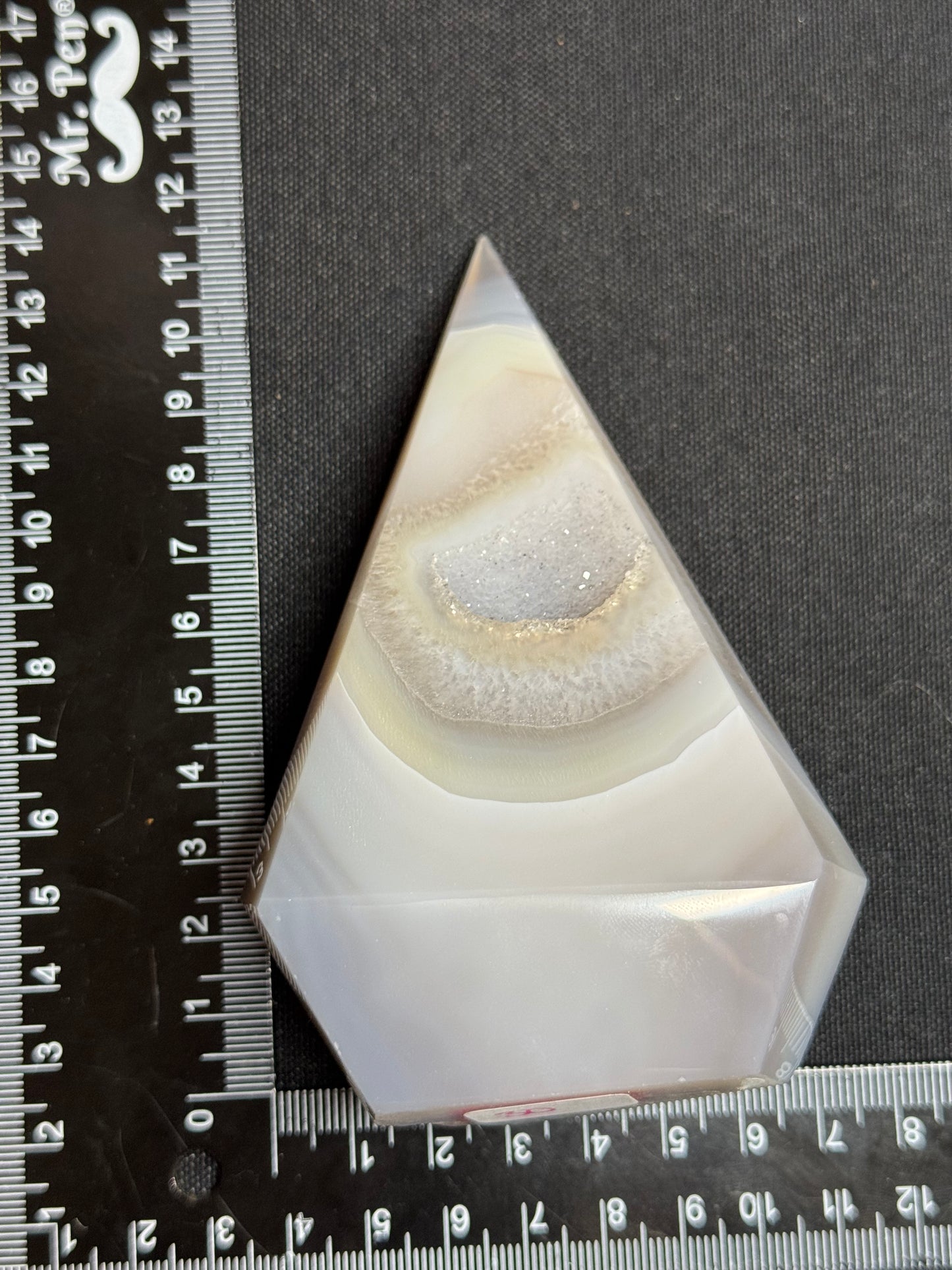 Agate pyramid