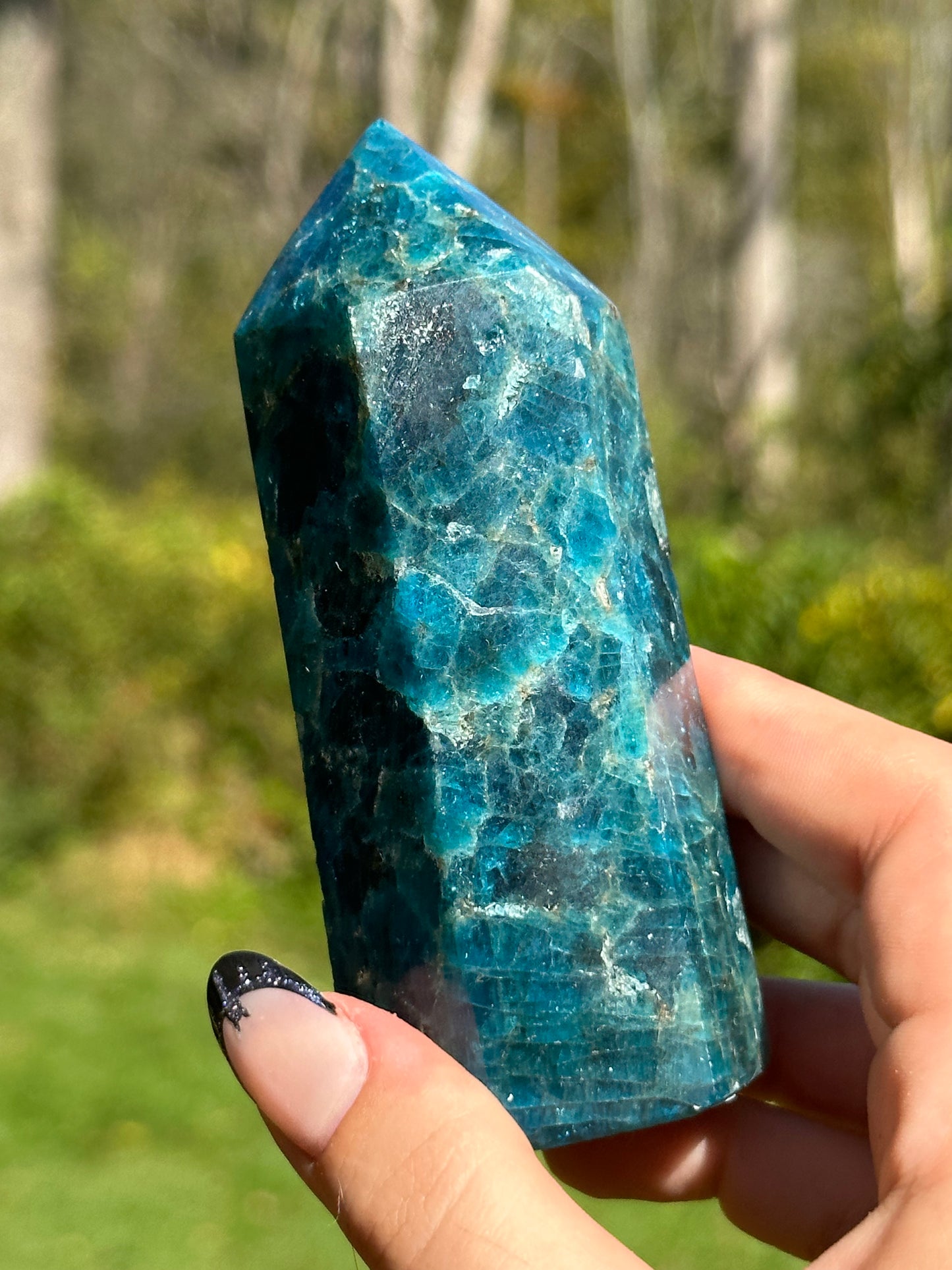 Flashy Blue Apatite Tower