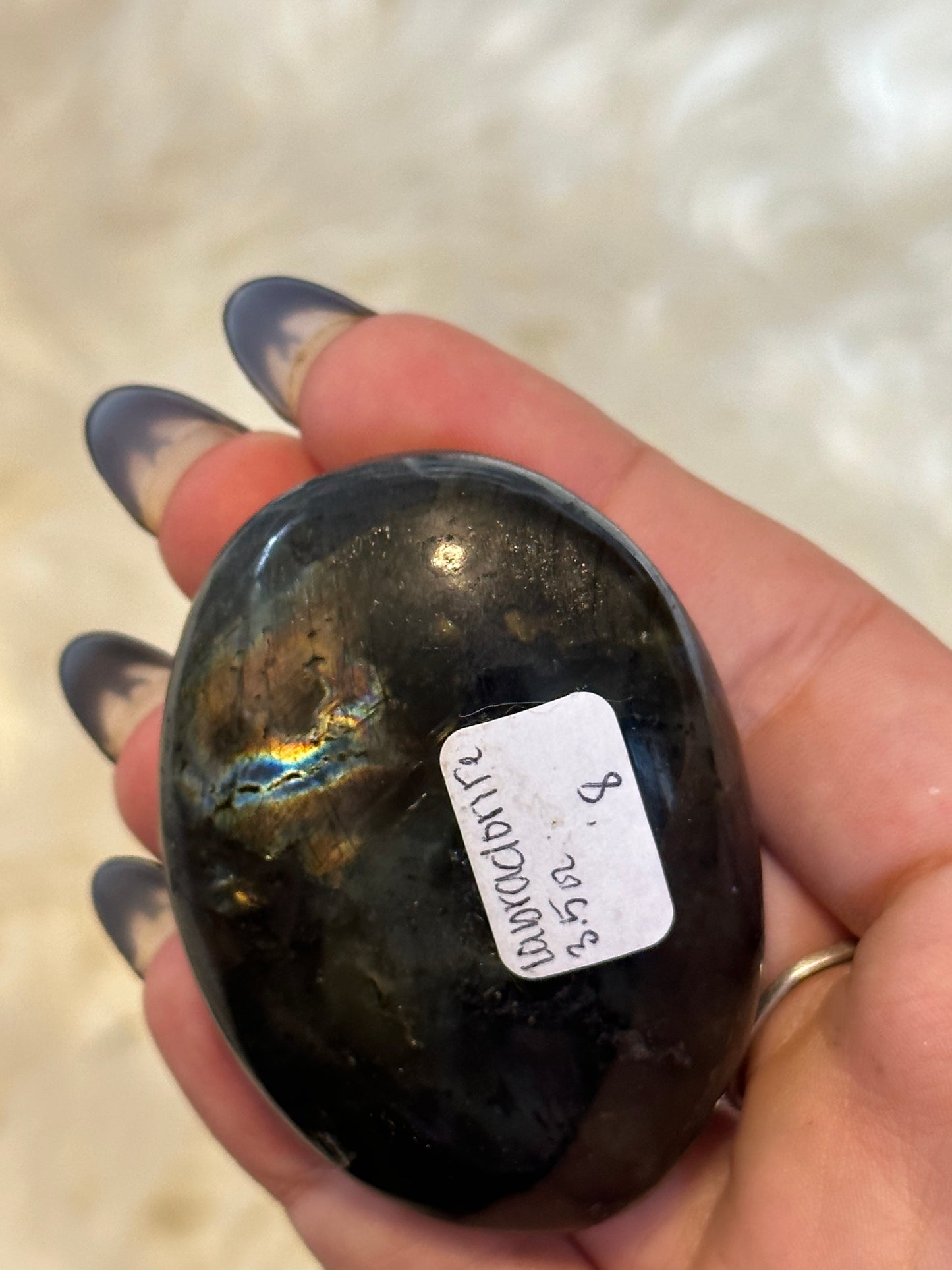 Labradorite palmstone