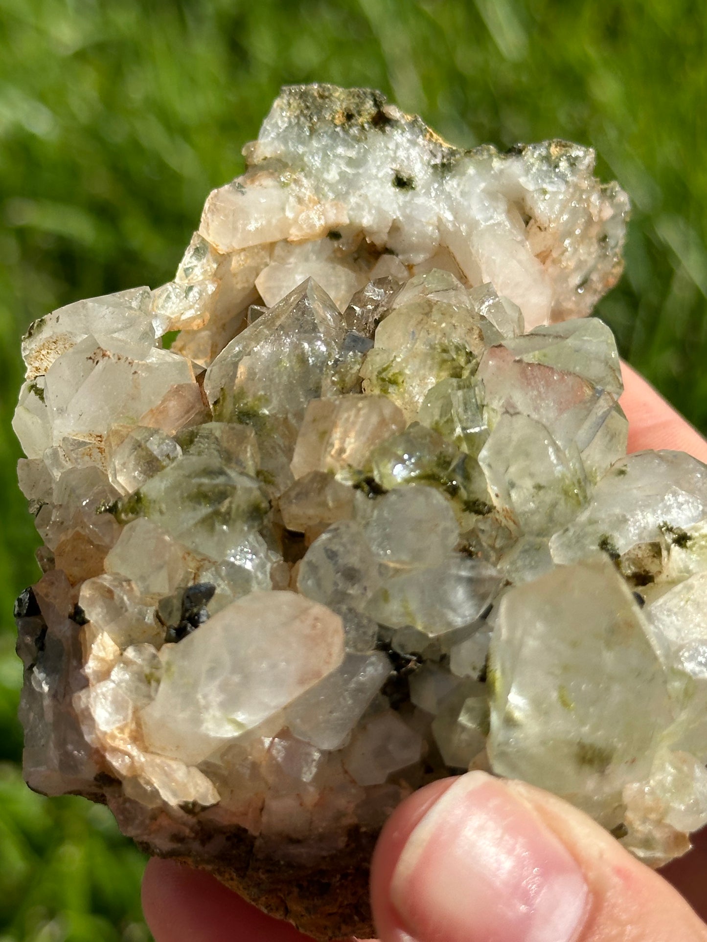 Epidote on Quartz
