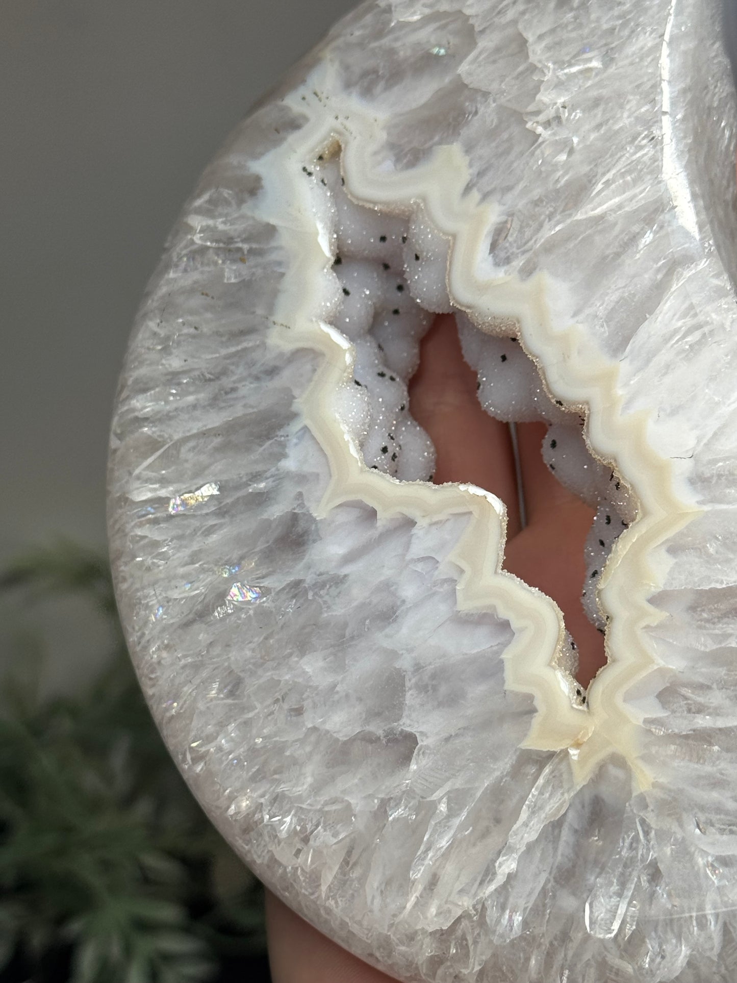 Agate moon
