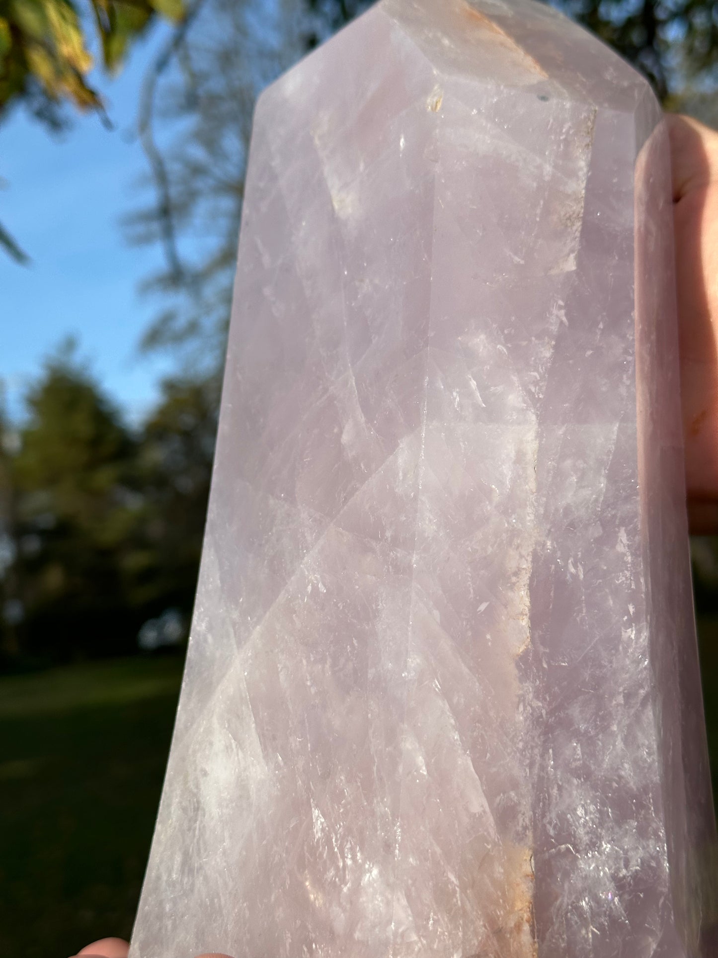 XXL Lavender Rose Quartz Tower