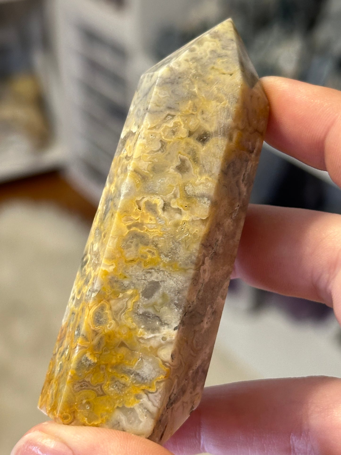 Crazy lace agate tower
