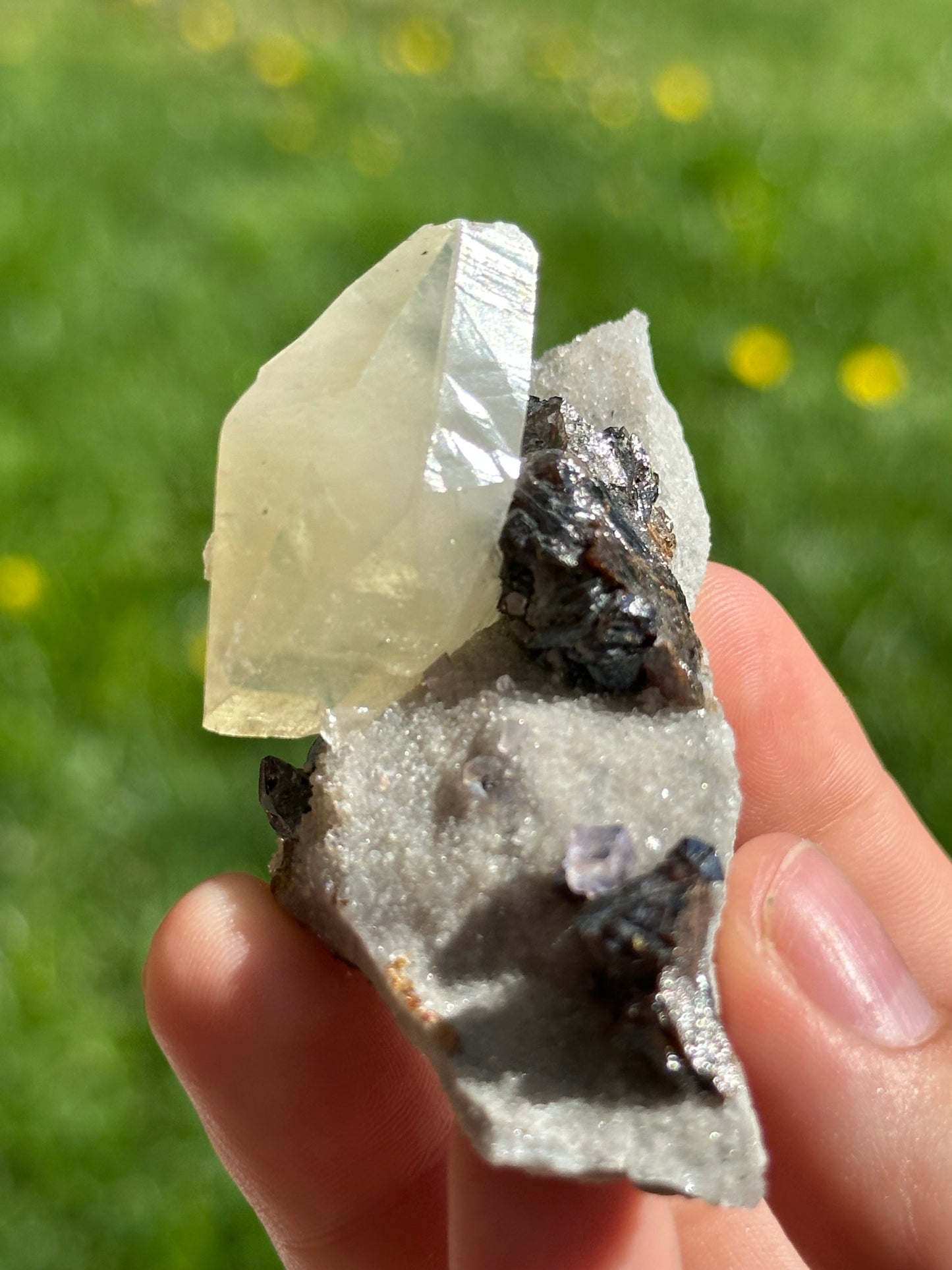 Elmwood calcite, sphalerite and fluorite
