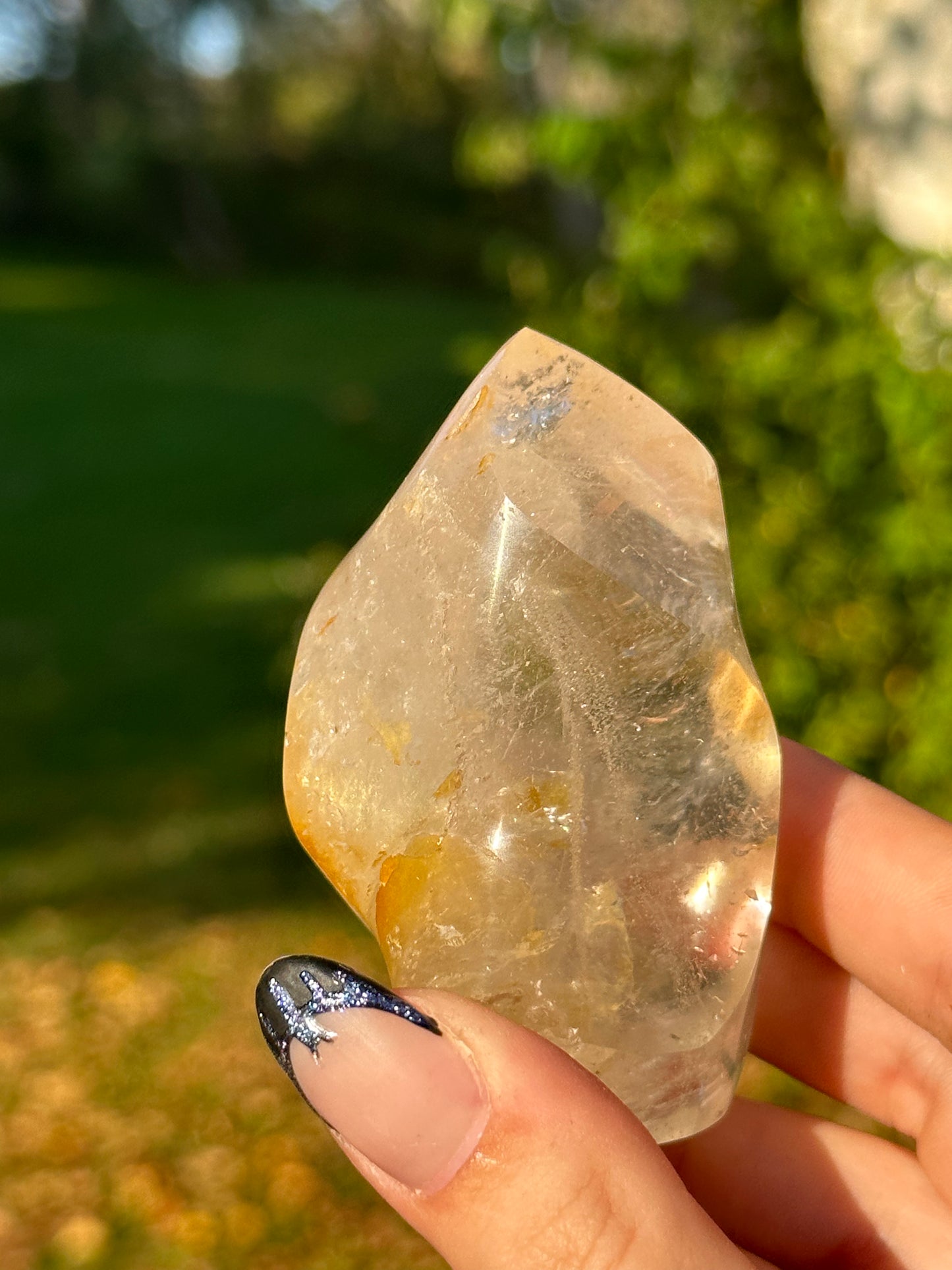 Golden healer Quartz flame