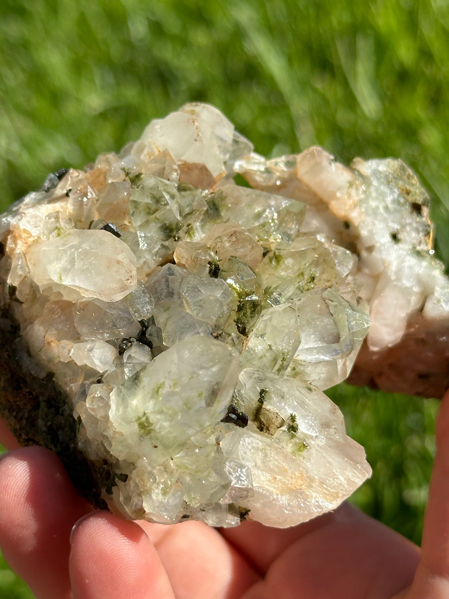 Epidote on Quartz