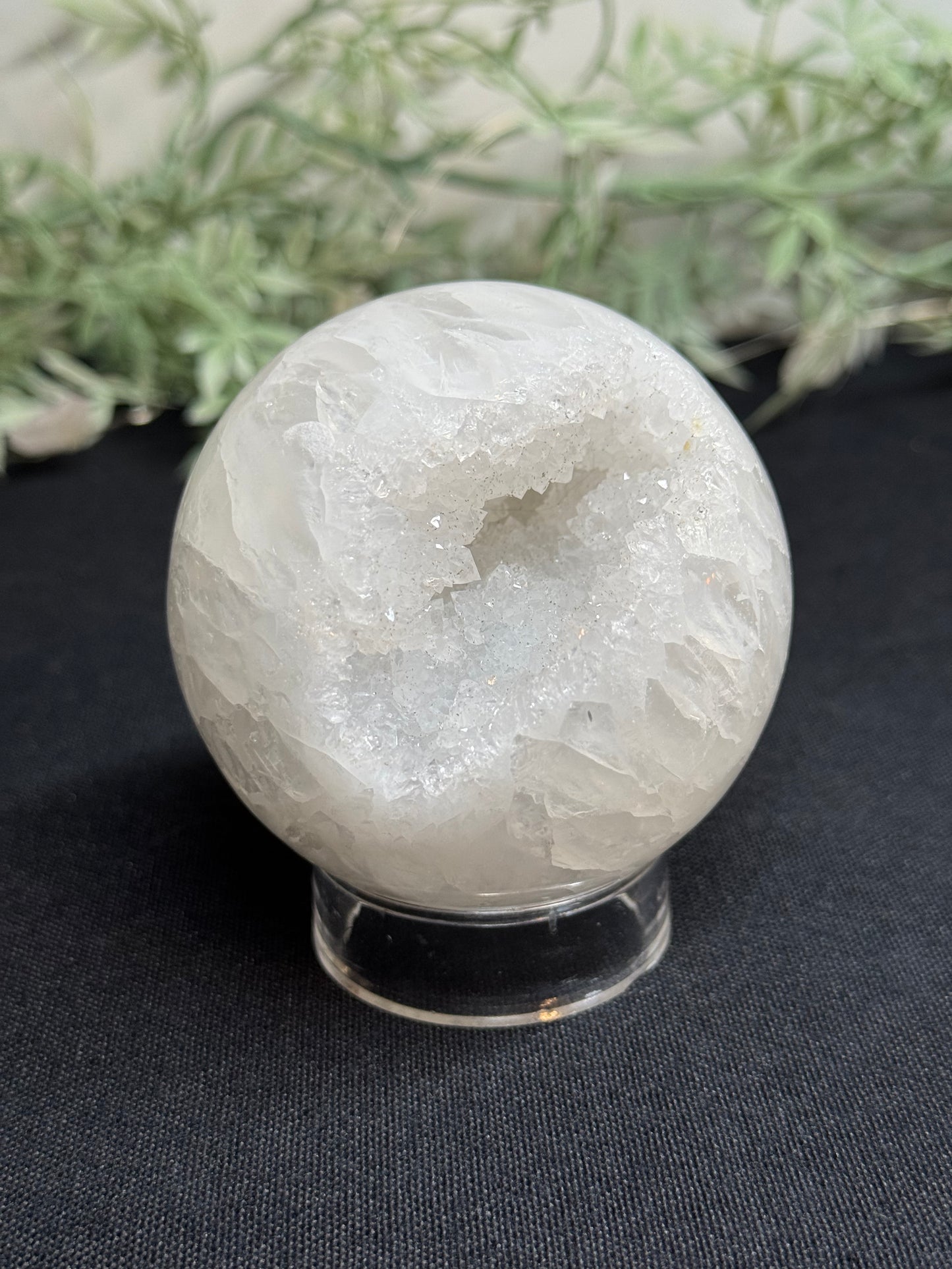 Agate sphere