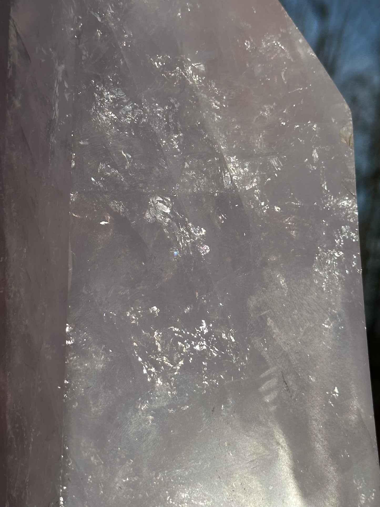 XXL Lavender Rose Quartz Tower