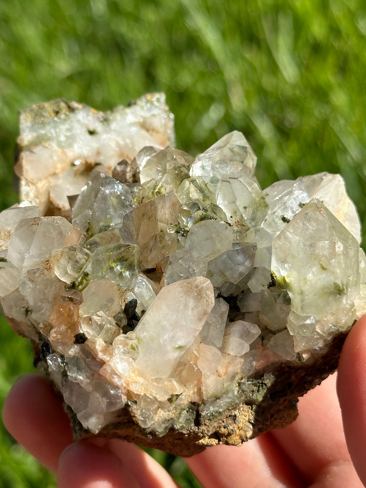 Epidote on Quartz