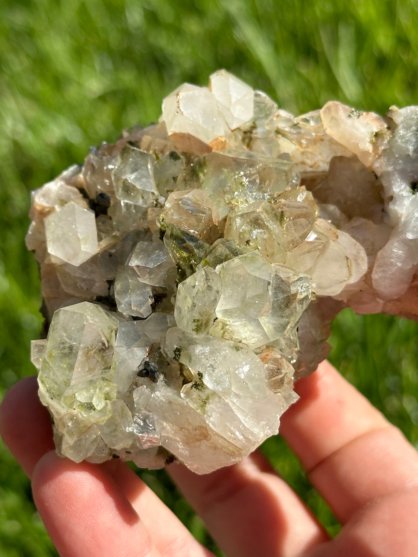 Epidote on Quartz
