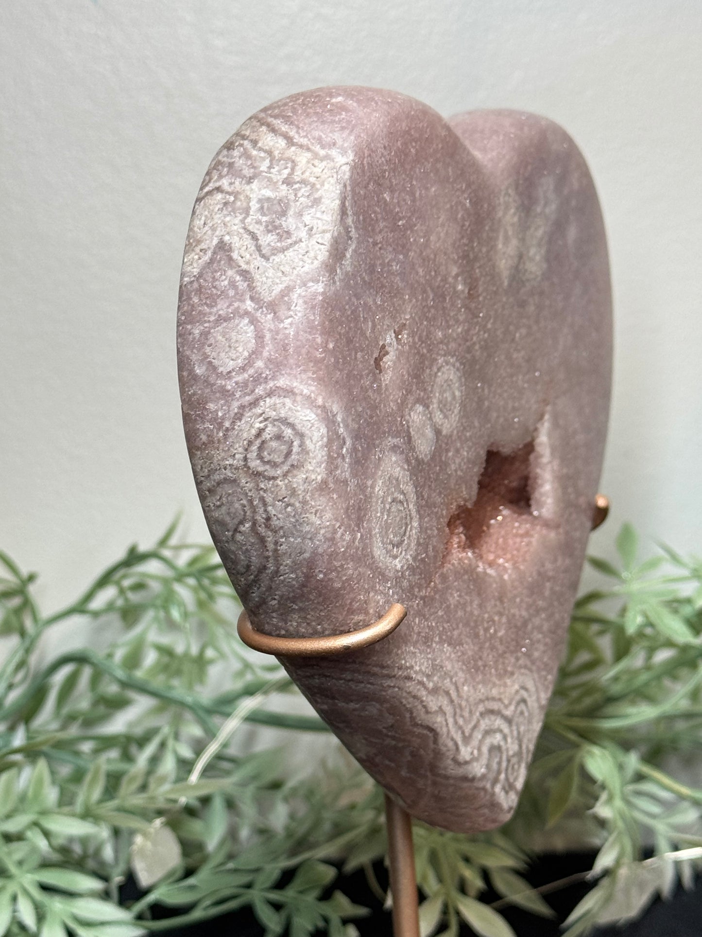 Pink amethyst heart
