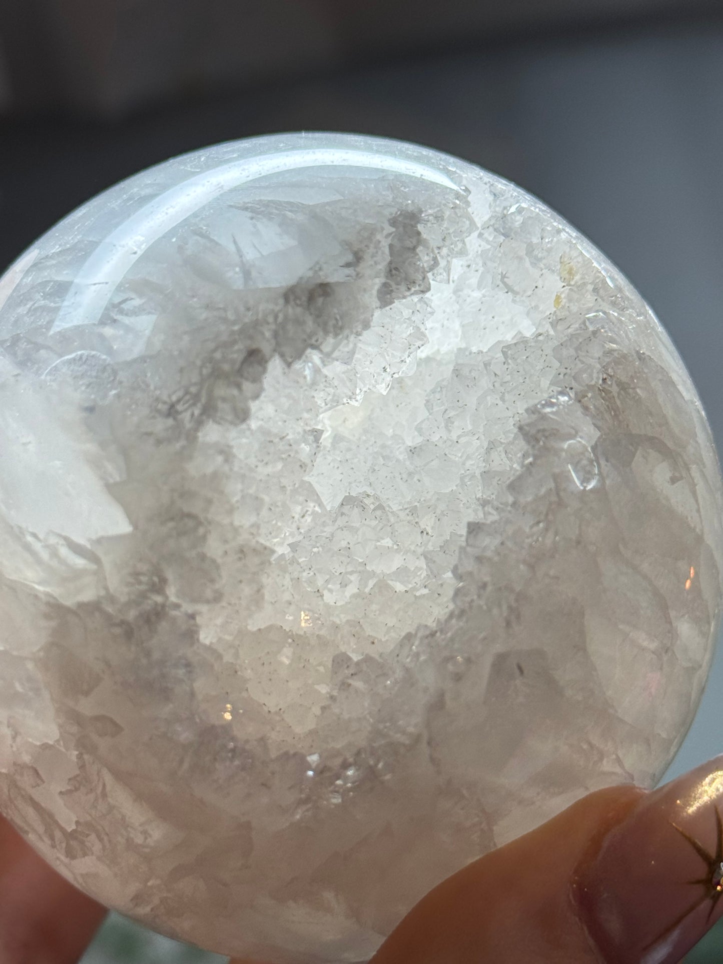 Agate sphere
