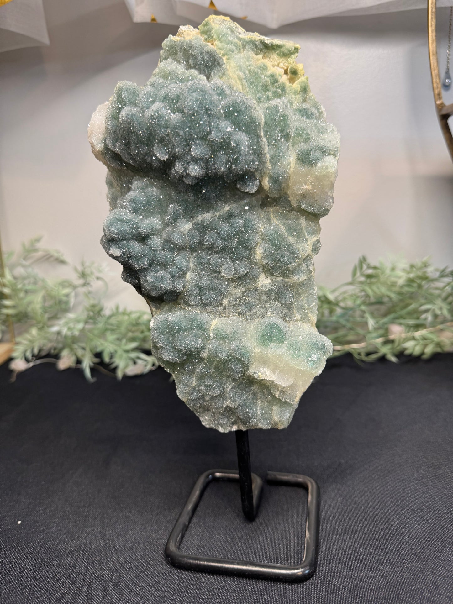 Sparkly green Zeolite