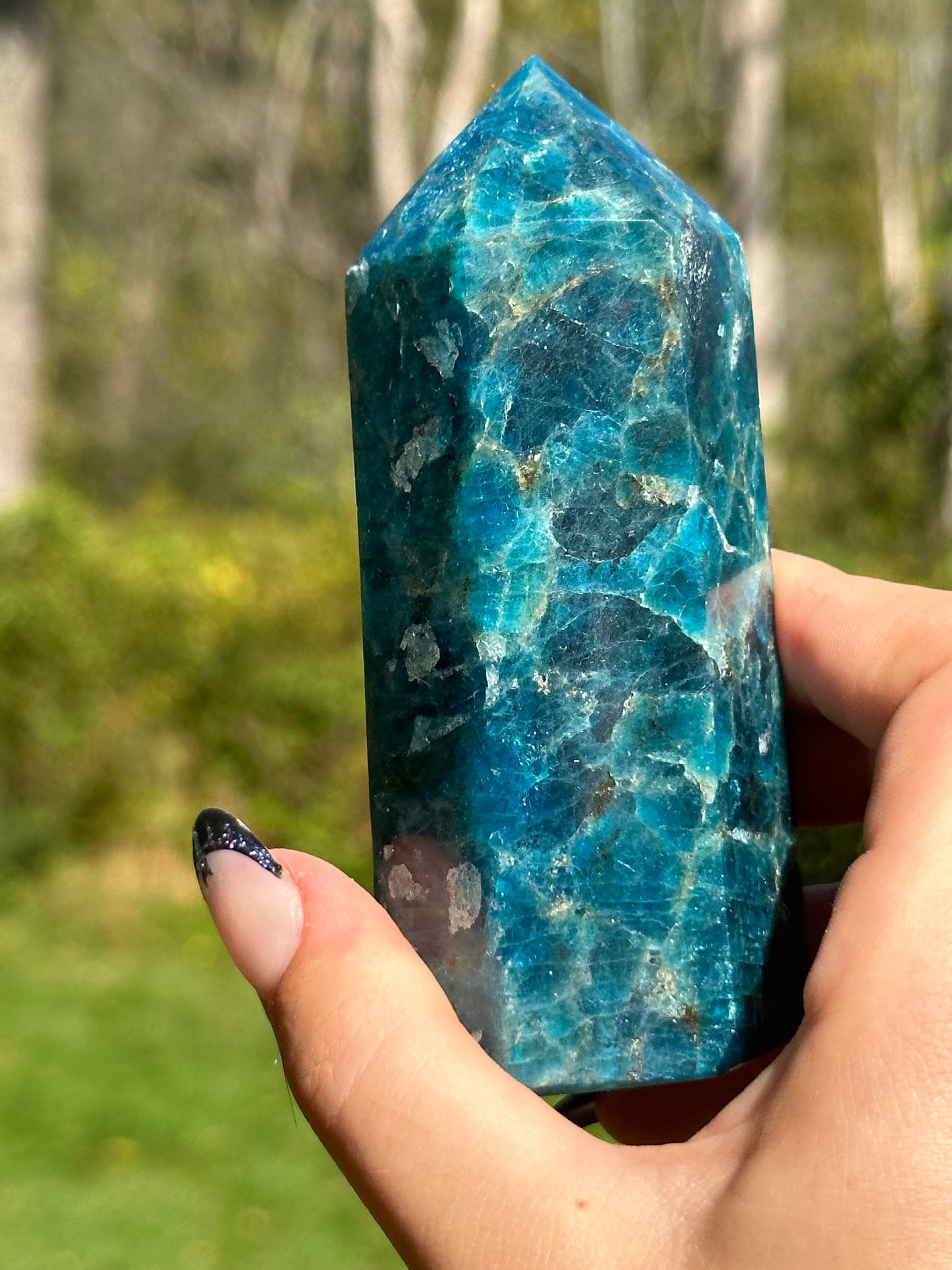 Flashy Blue Apatite Tower
