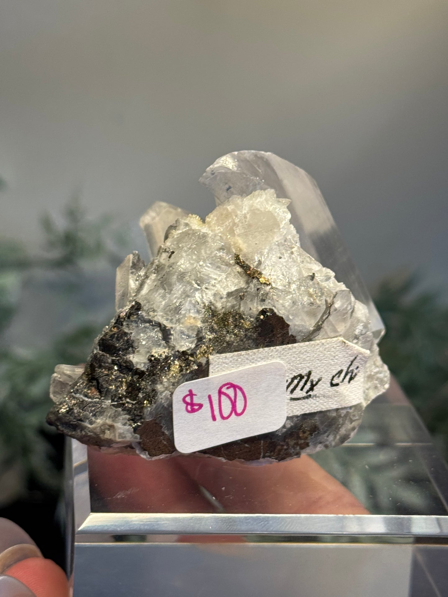 Niaca Selenite