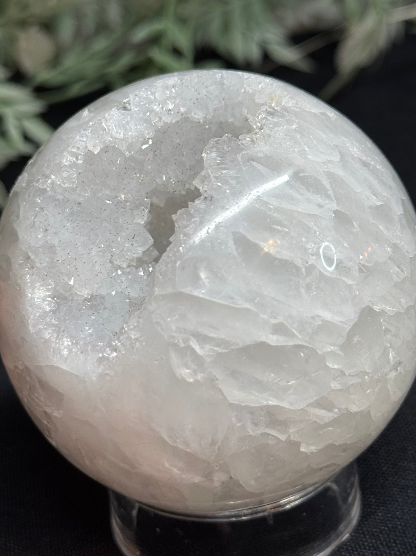 Agate sphere