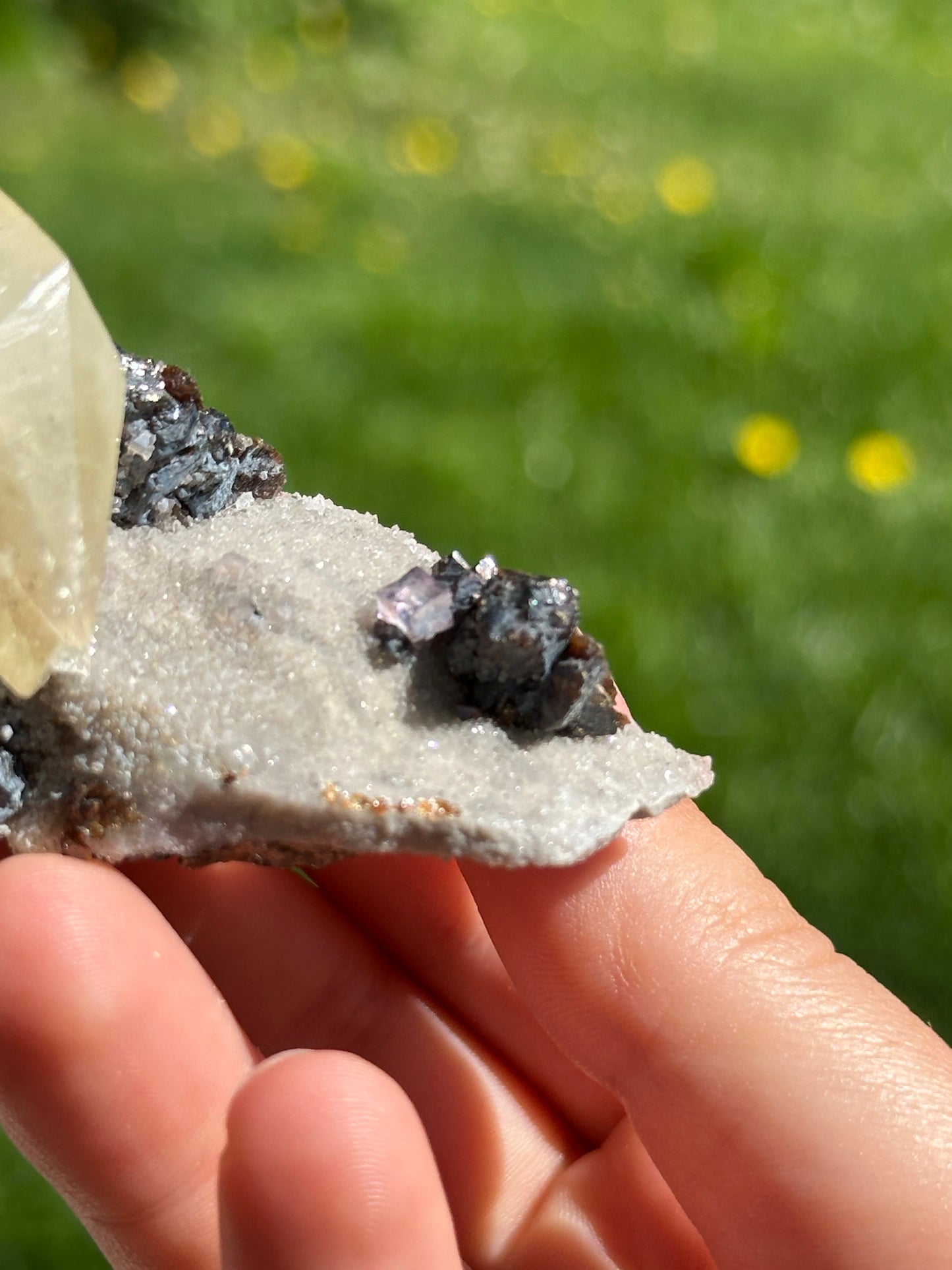 Elmwood calcite, sphalerite and fluorite