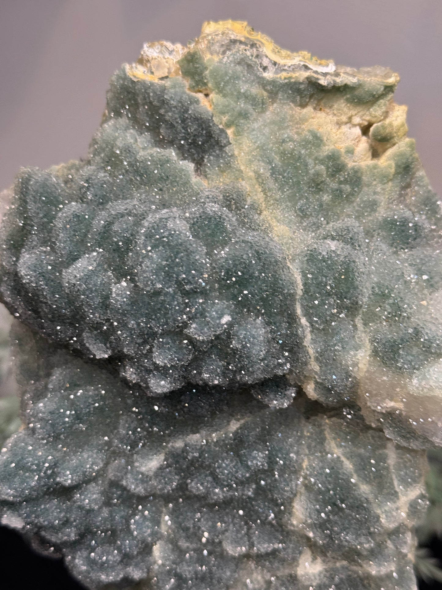 Sparkly green Zeolite