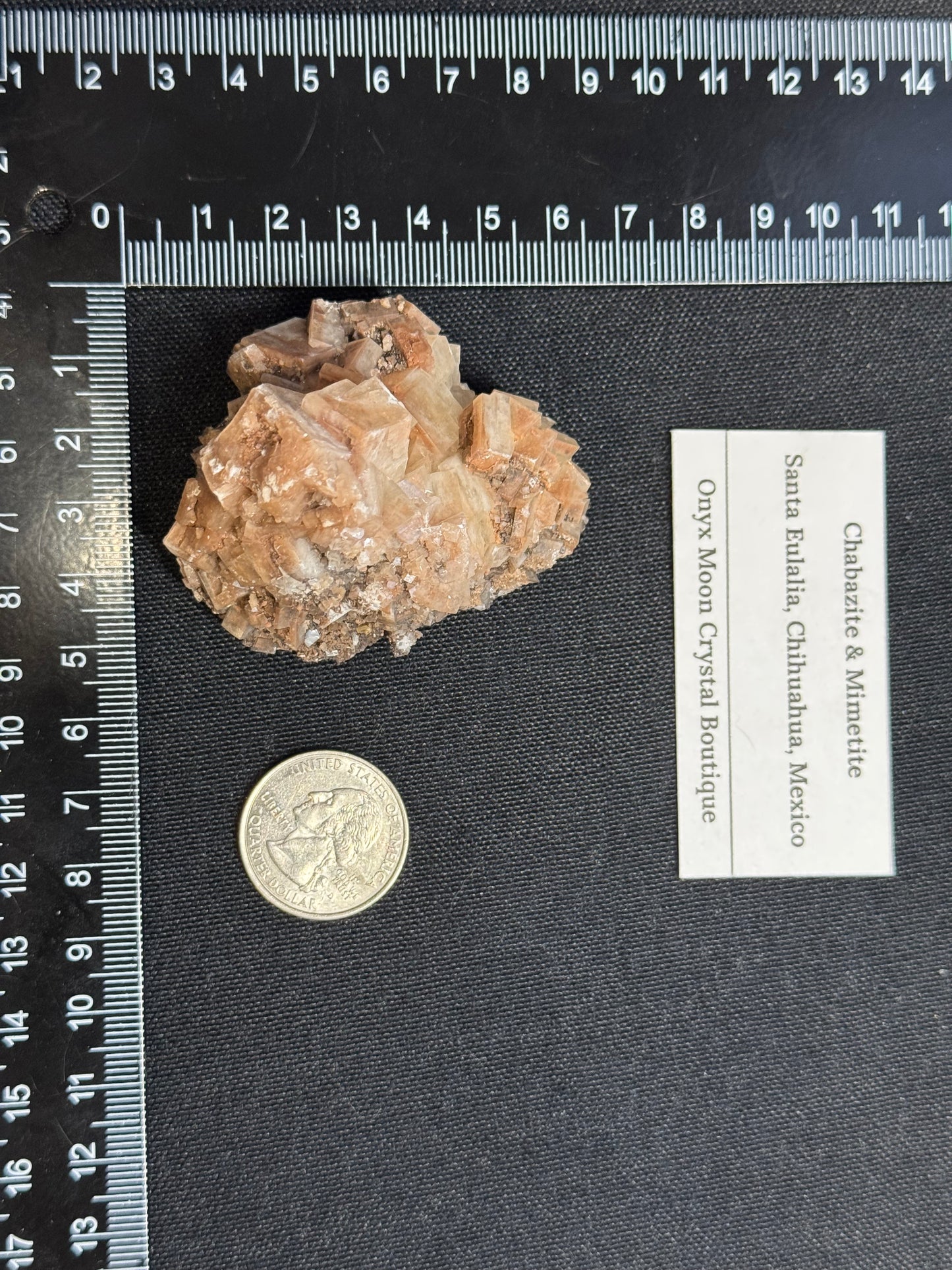 Chabazite, Mimetite - Mexico