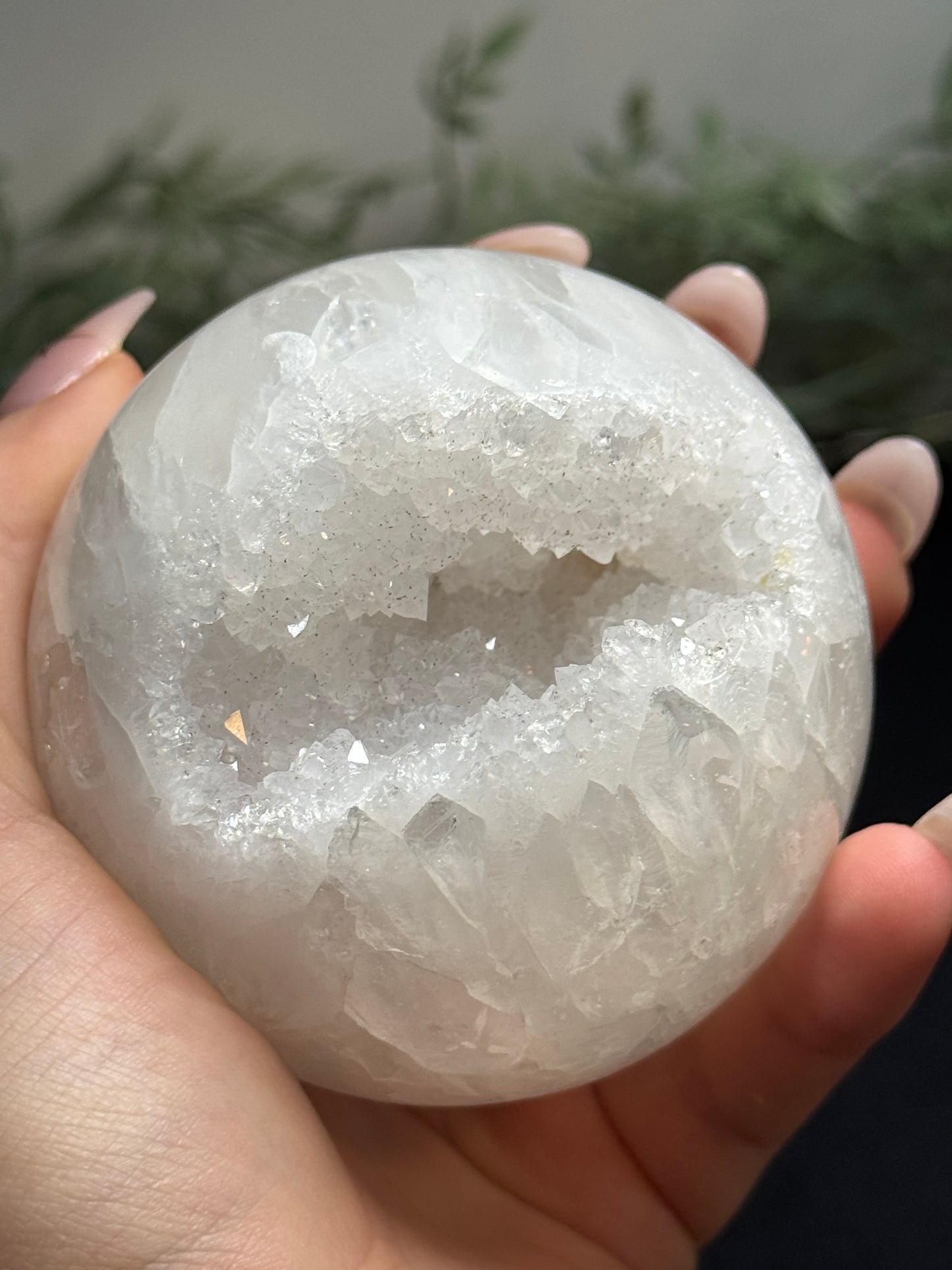 Agate sphere