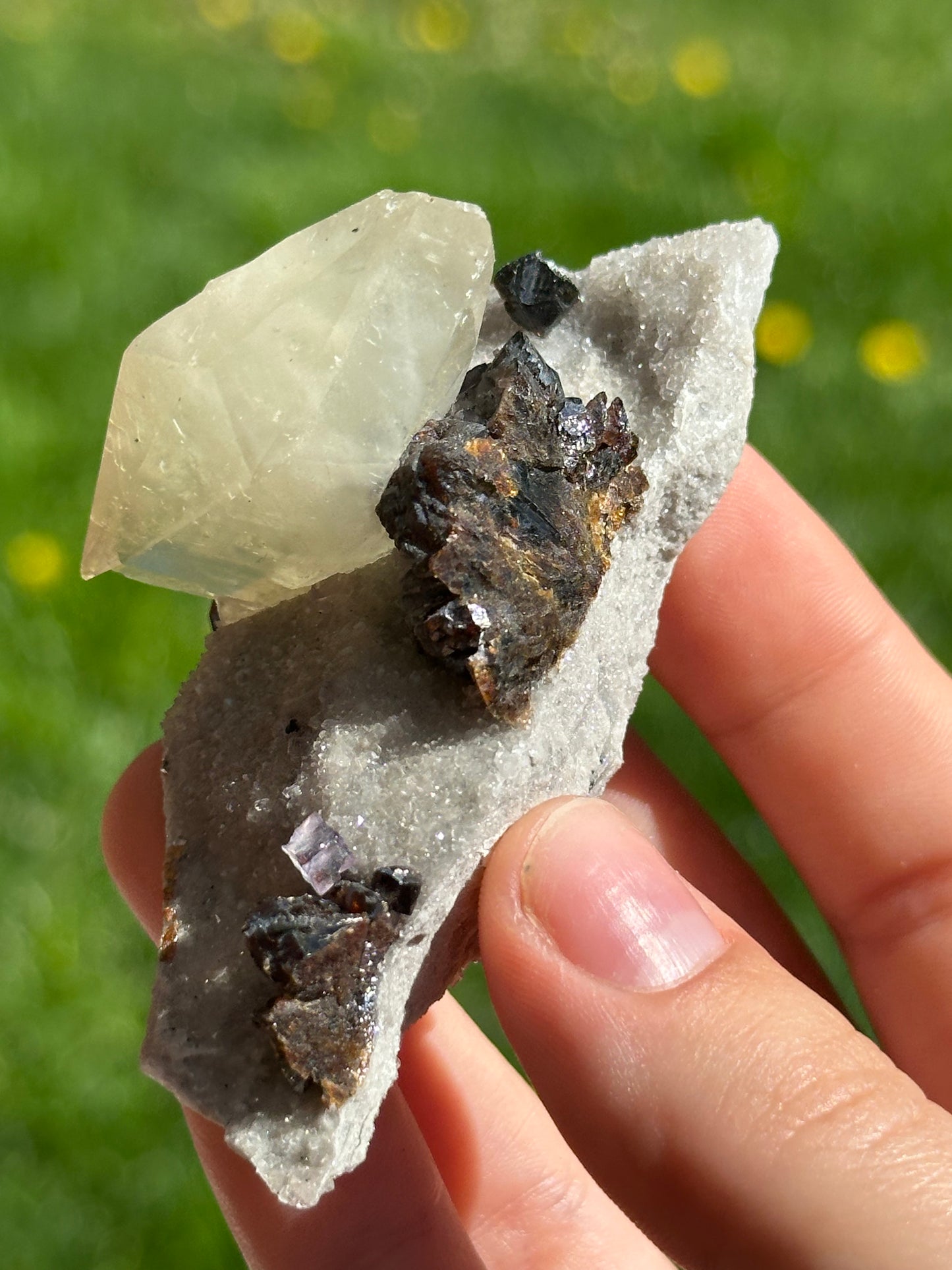 Elmwood calcite, sphalerite and fluorite