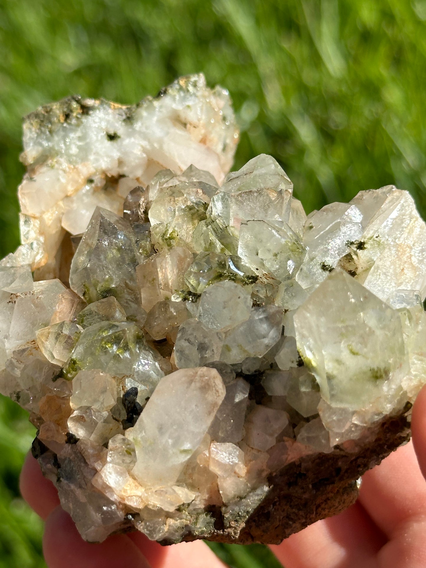 Epidote on Quartz