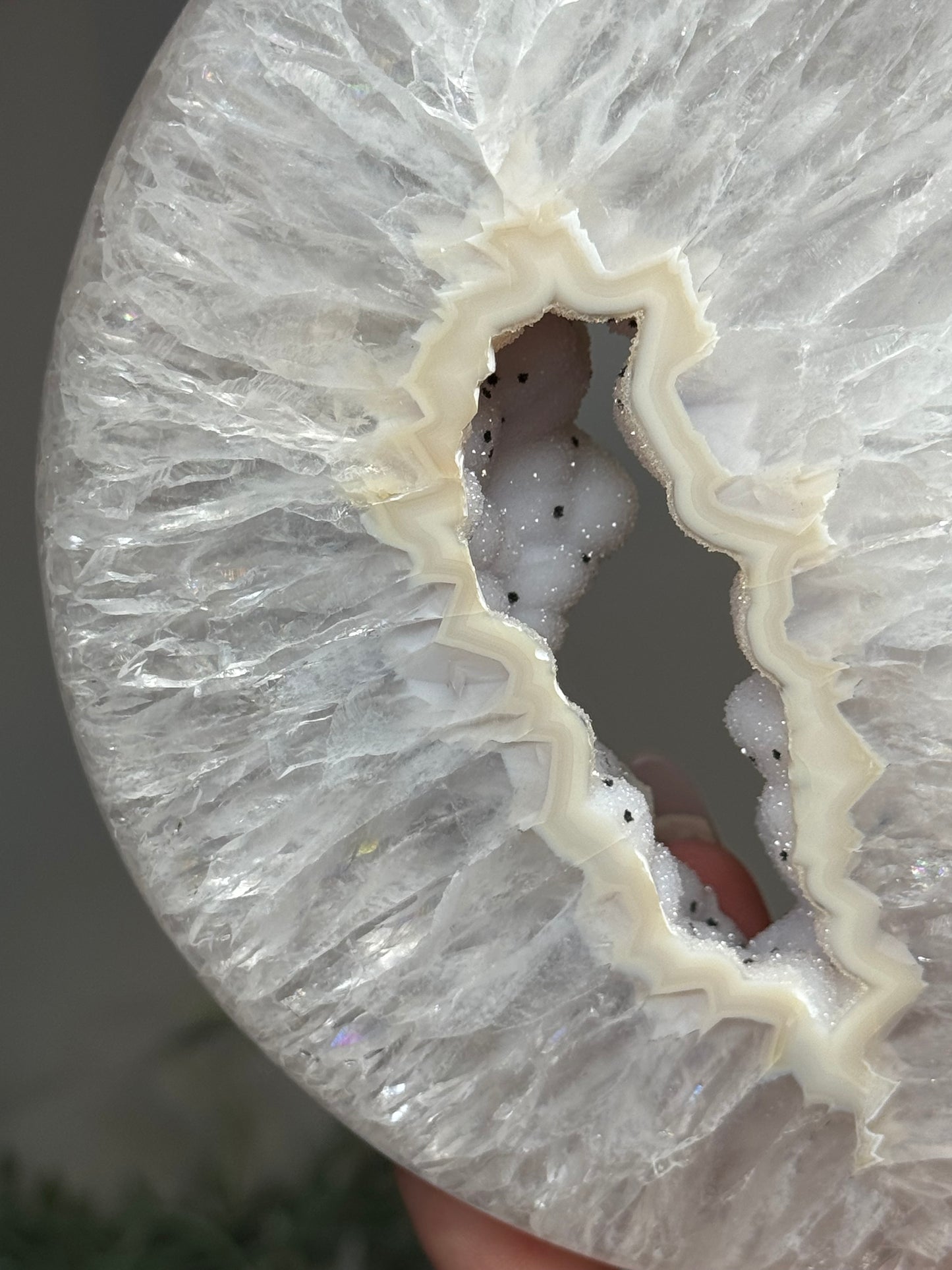 Agate moon