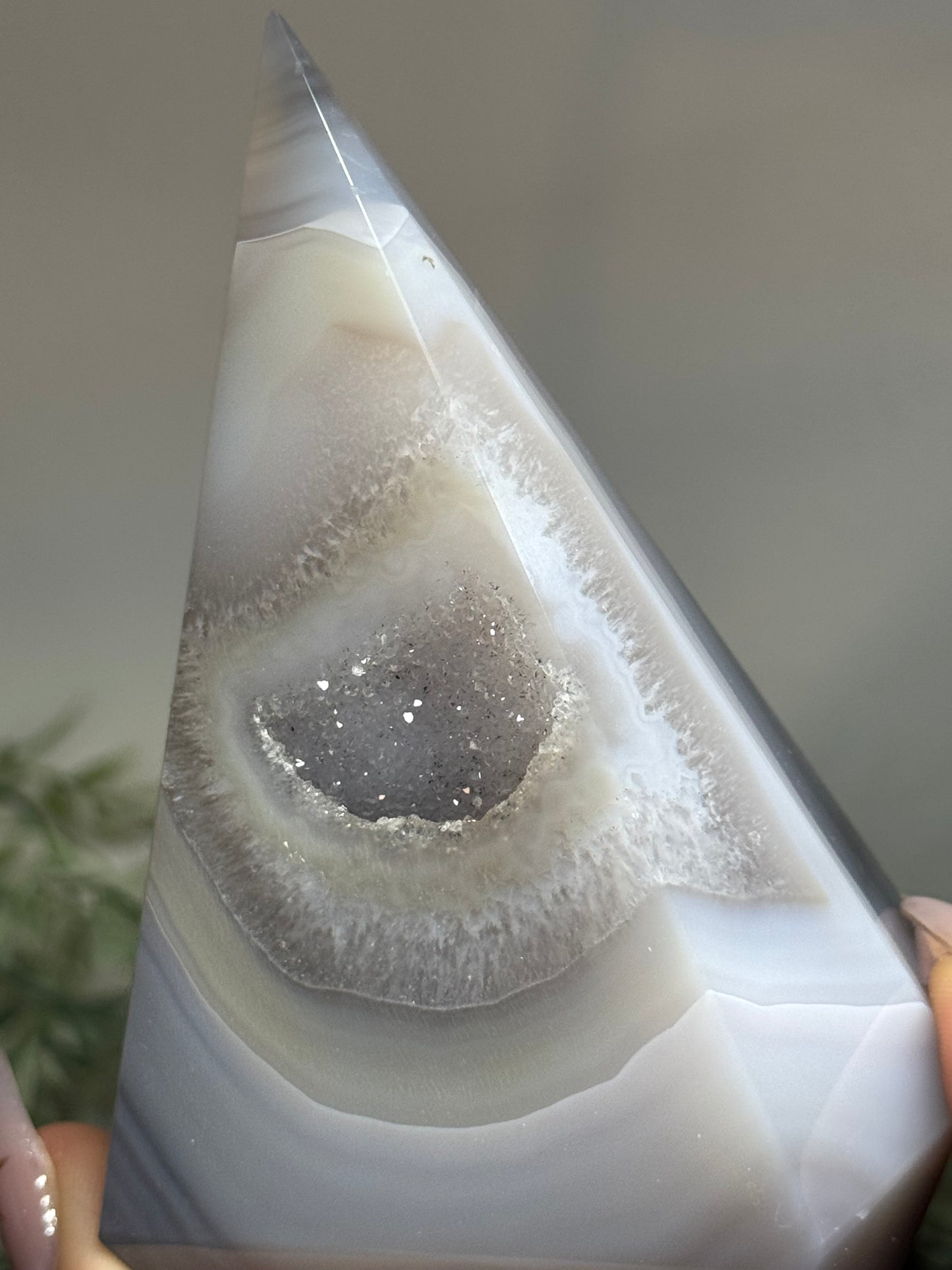 Agate pyramid
