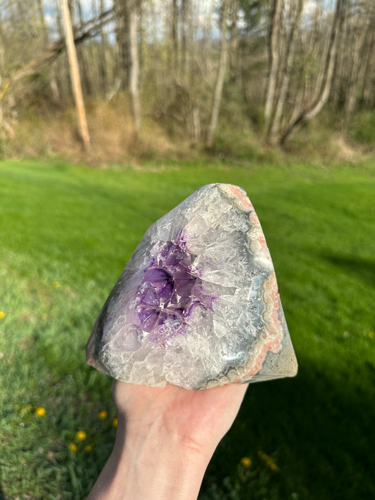 Amethyst Cut Base