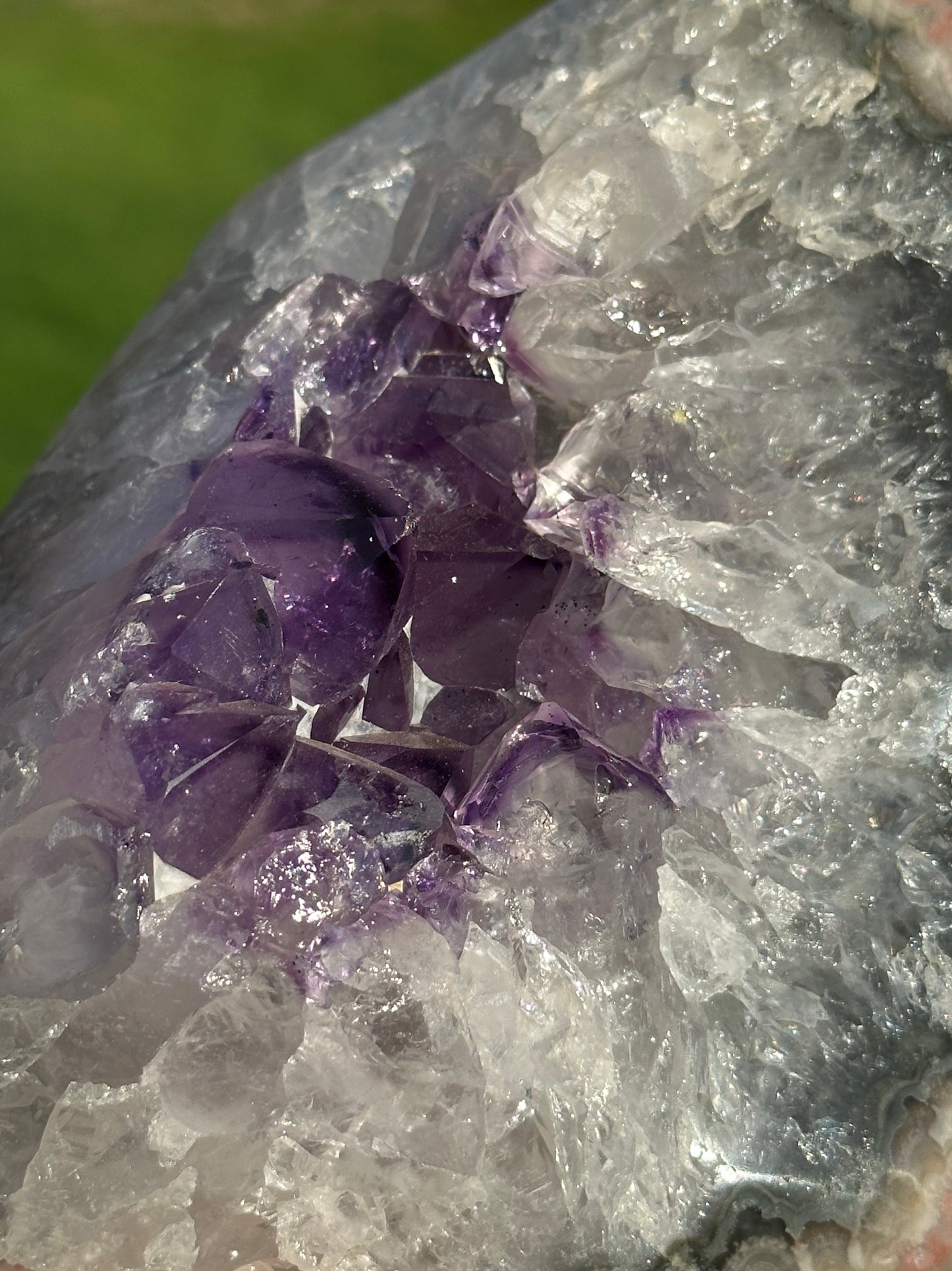 Amethyst Cut Base