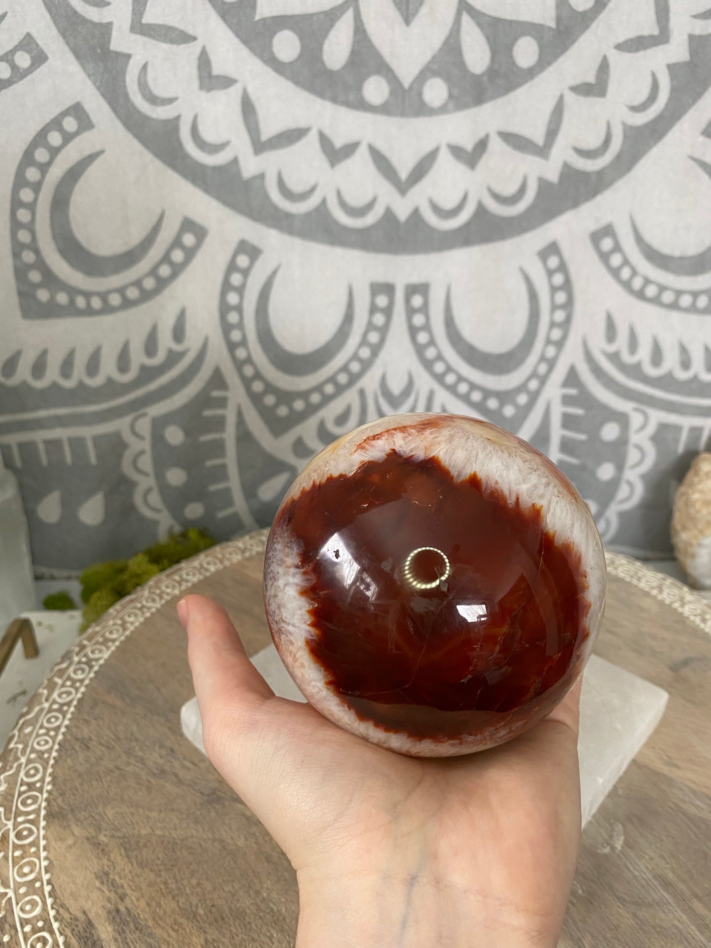 Medium carnelian sphere