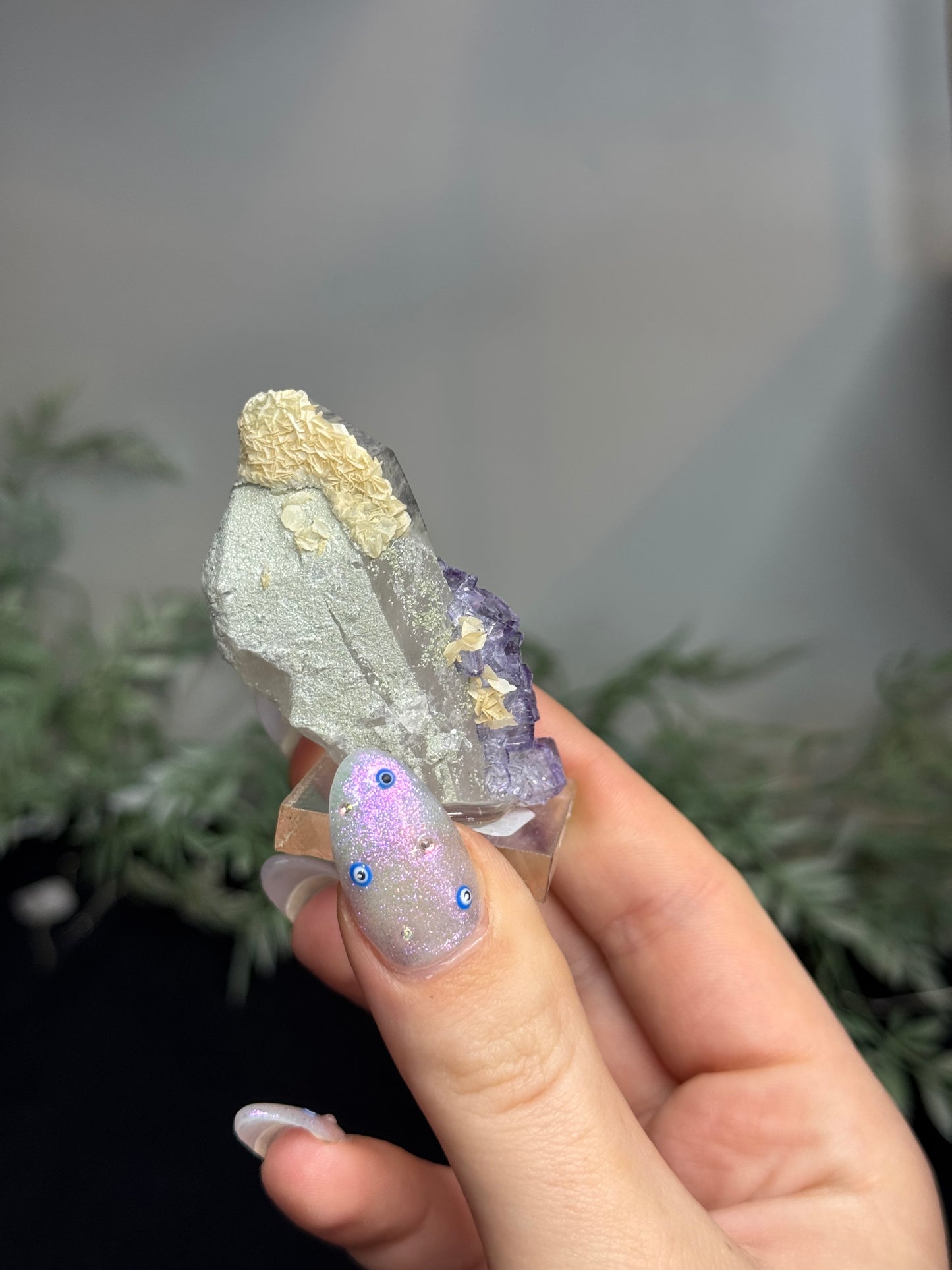 Fluorite, Quartz -China