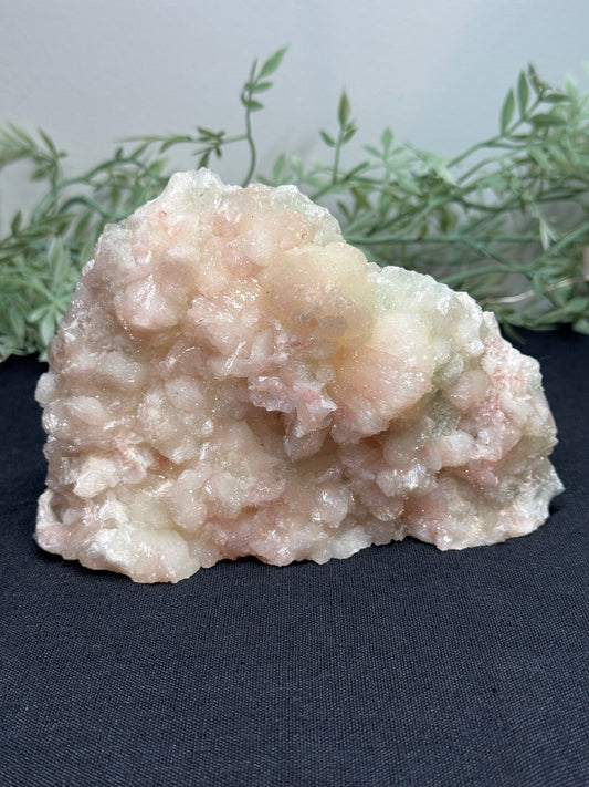Apophyllite, Stilbite - India