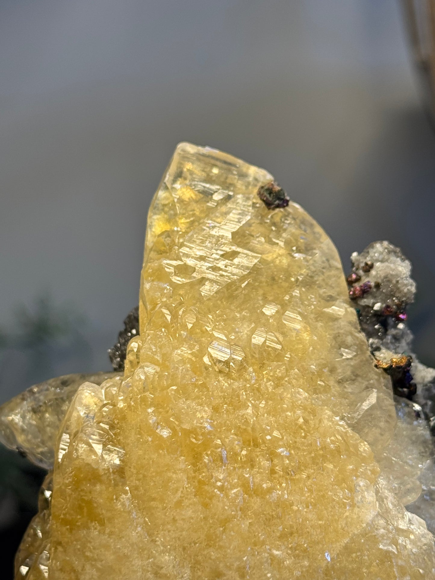 Calcite, Chalcopyrite - Missouri