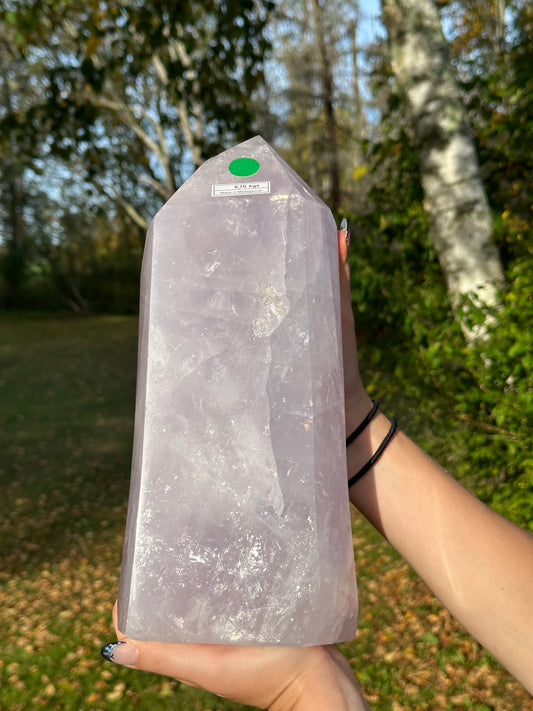 XXL Lavender Rose Quartz Tower