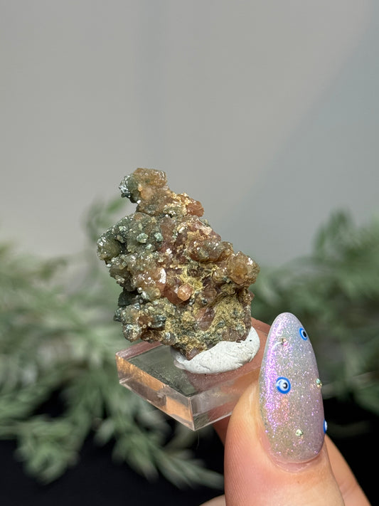Ferruginous quartz with chromite - Pennsylvania