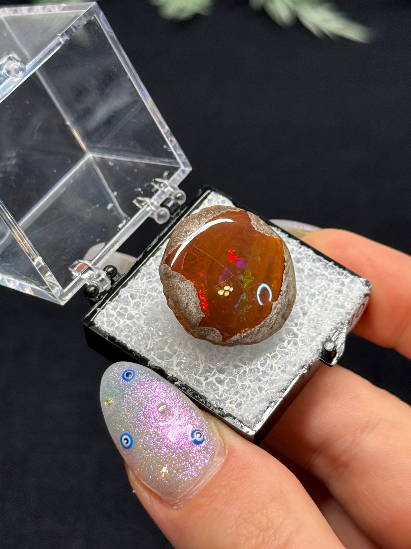 Chocolate fire opal
