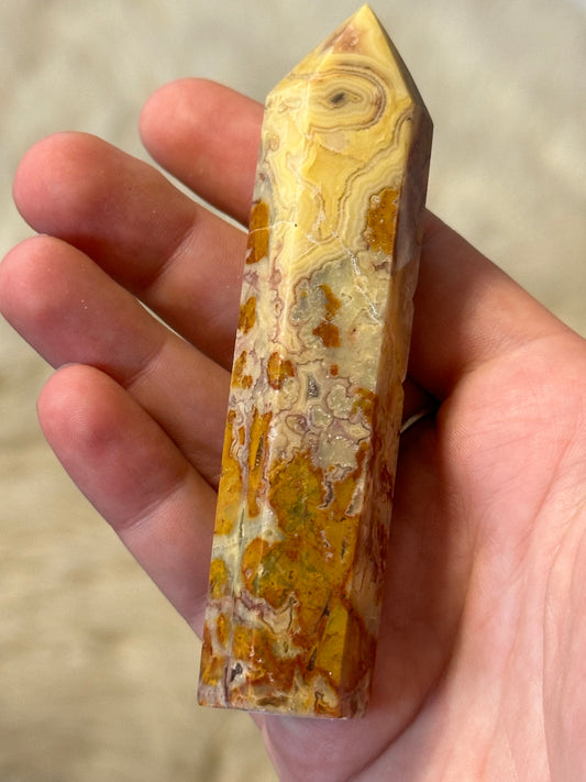 Crazy lace agate tower