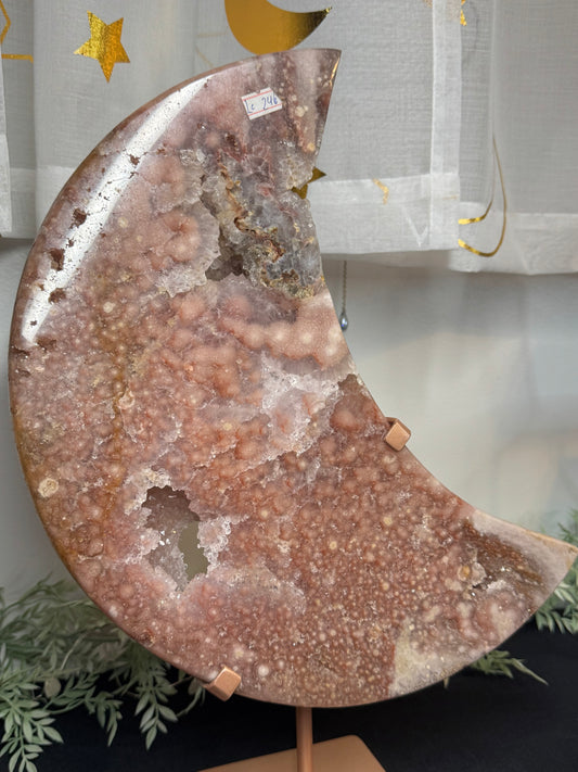 11lb XL pink amethyst moon - Brazil