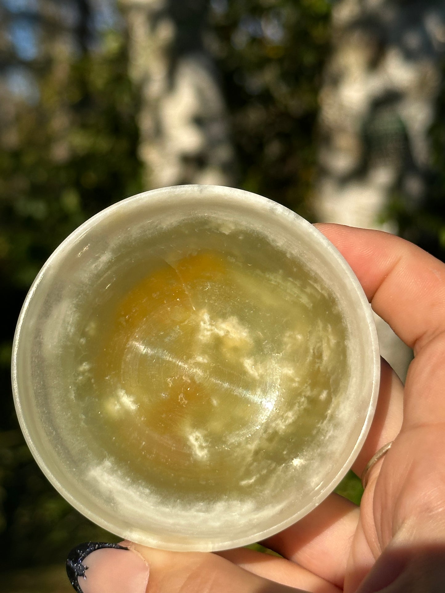 Green banded calcite (onyx) bowl