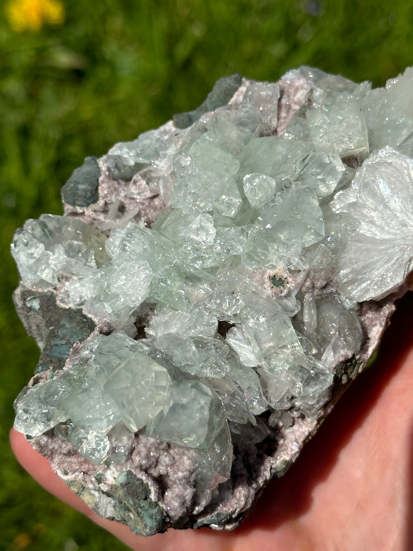 Green apophyllite with pink chalcedony | India