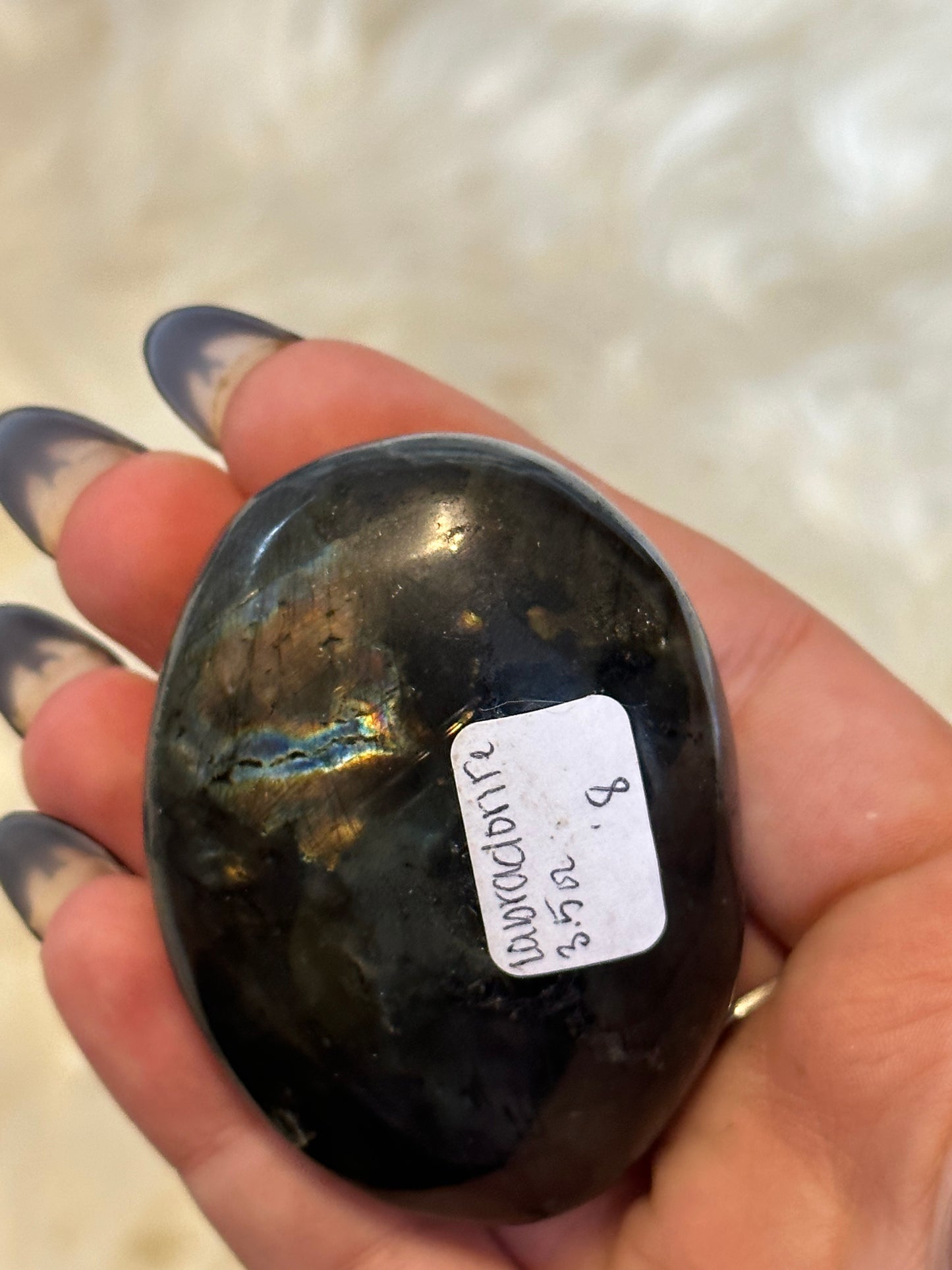 Labradorite palmstone