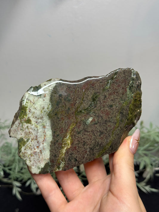 Self standing epidote and copper- Michigan