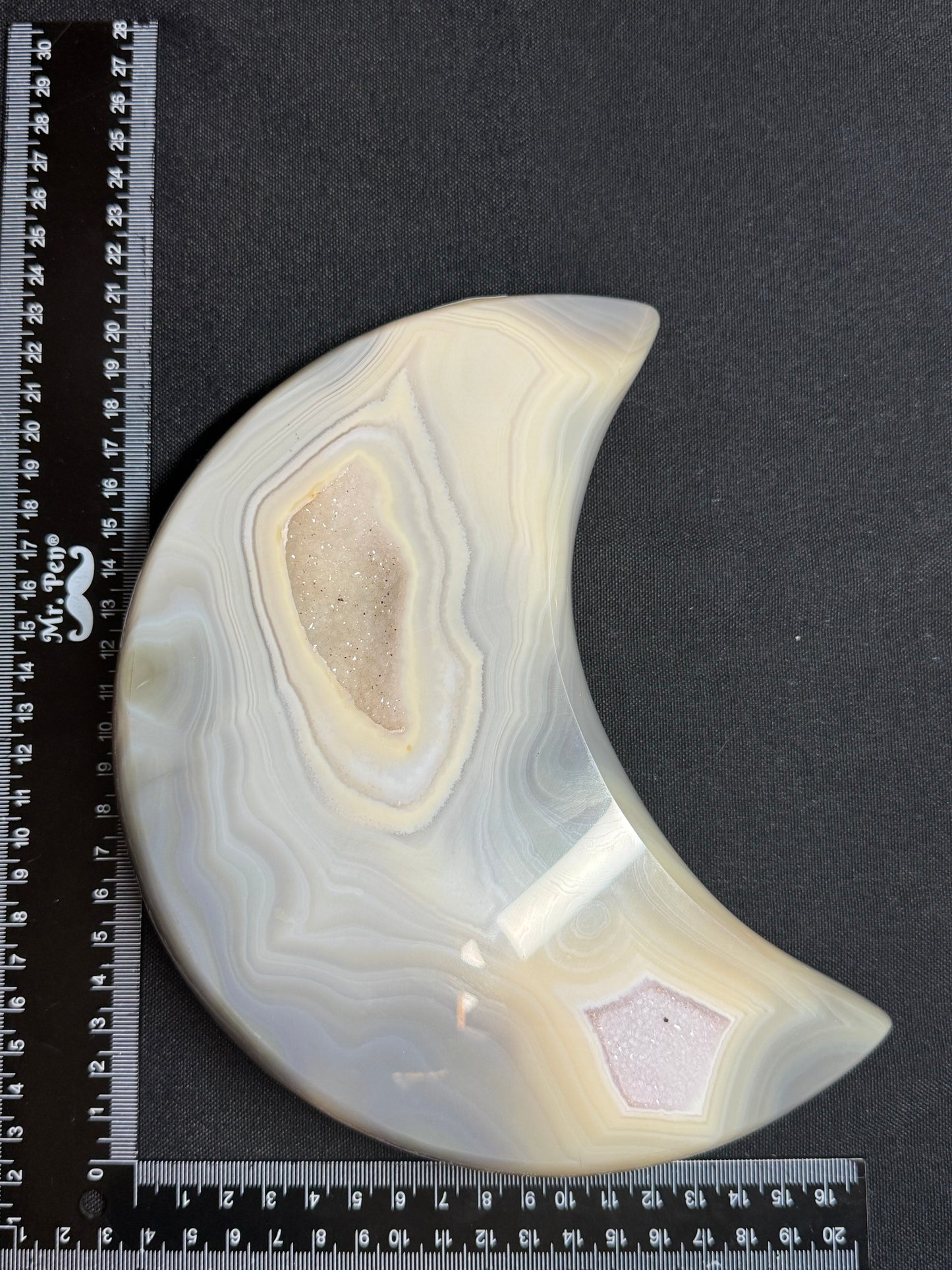 Agate moon with custom stand