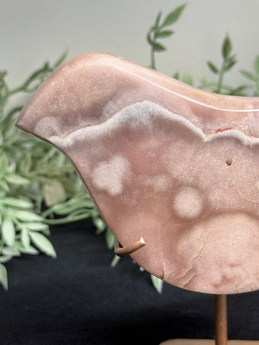 Pink amethyst bird with stand