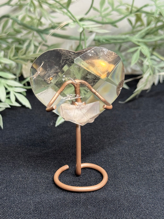 Quartz heart on stand