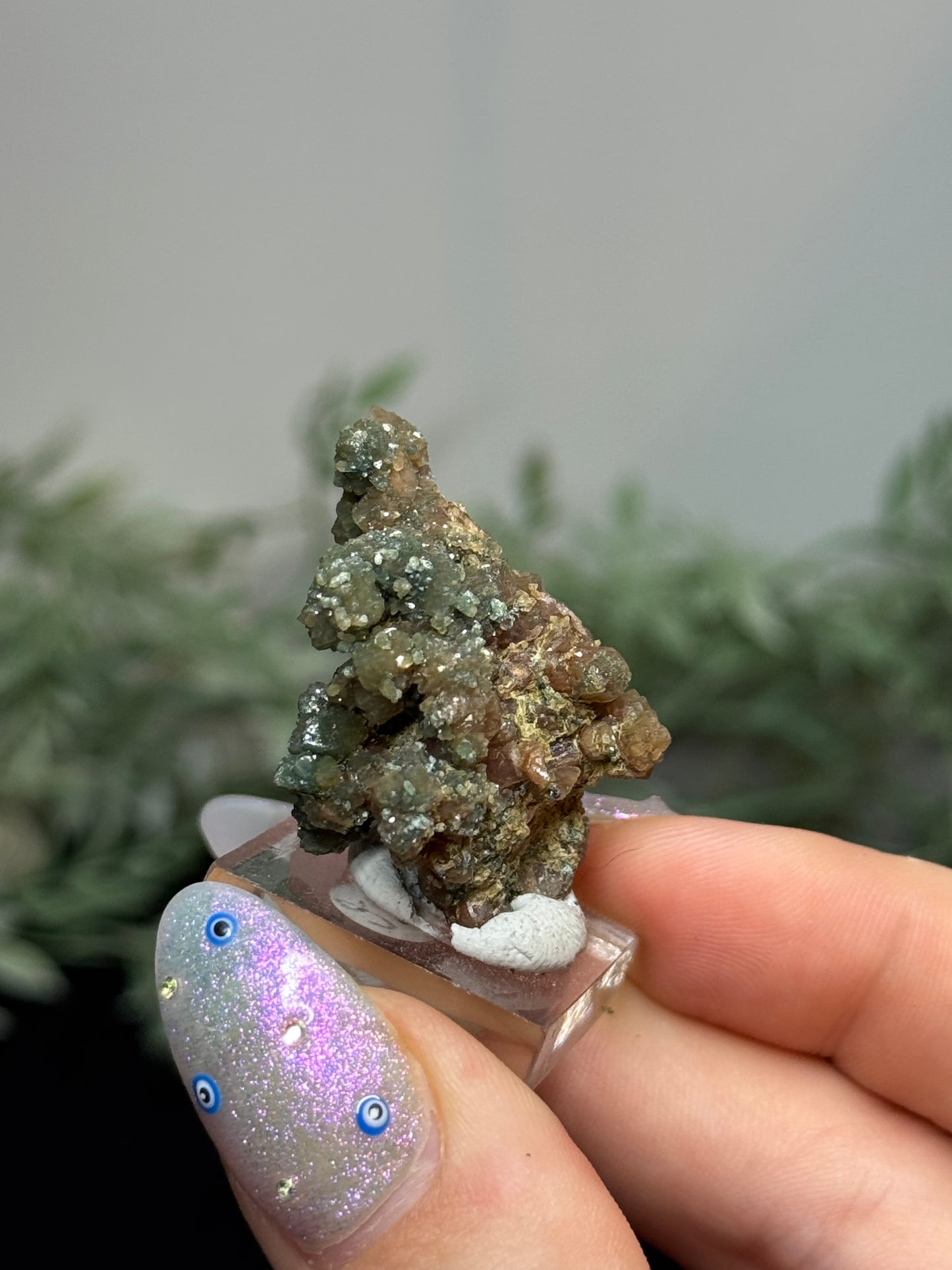 Ferruginous quartz with chromite -  Pennsylvania