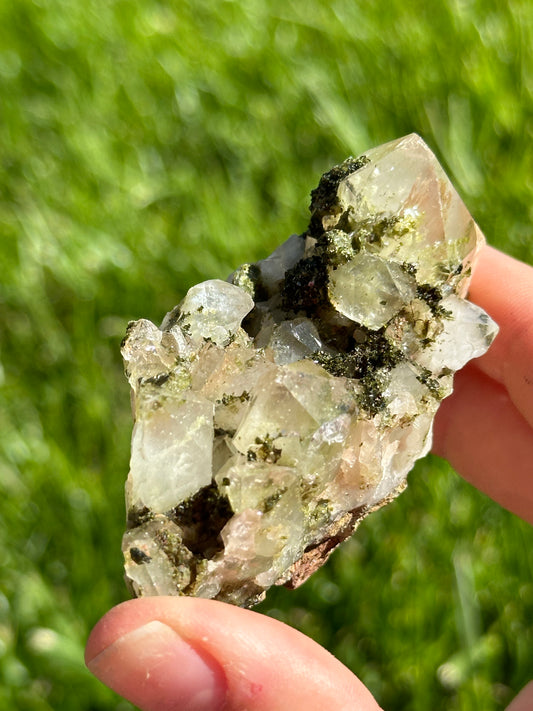 Epidote on Quartz