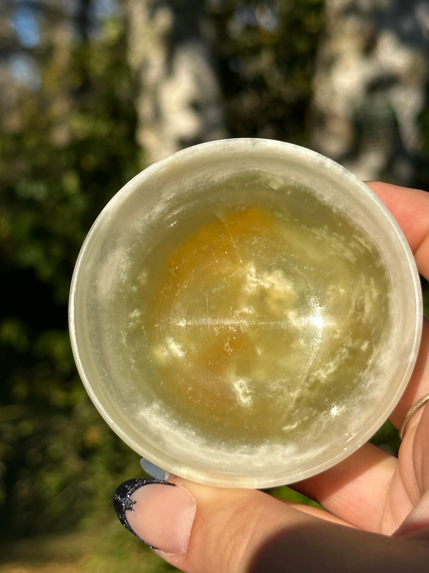 Green banded calcite (onyx) bowl