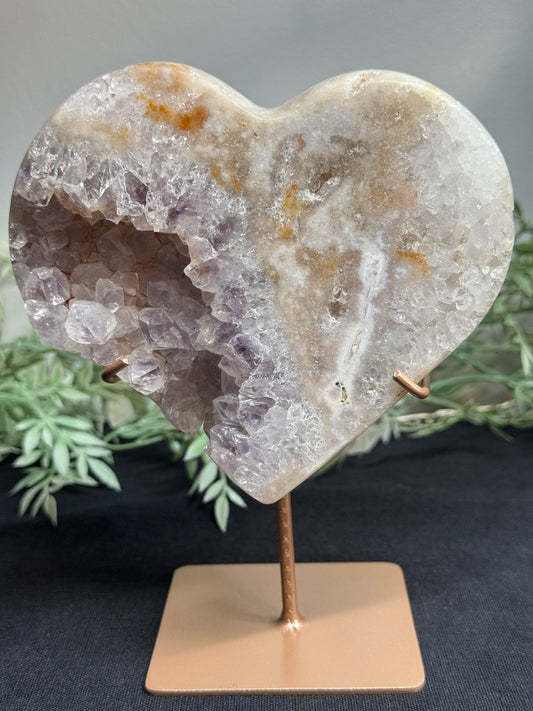 Pink amethyst heart